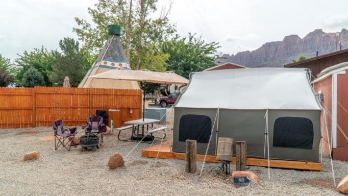 Funstays Glamping Setup Tent In Rv Park #4 Ok-T4 Moab Exterior photo